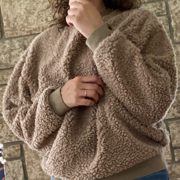 ASOS Fuzzy Sweatshirt - Picture 3 of 6